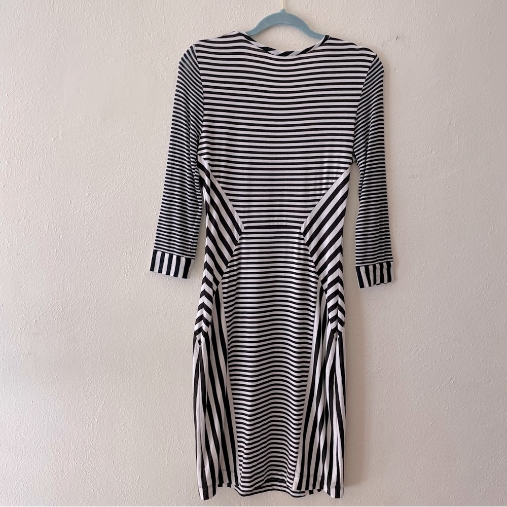 Diane Von Furstenberg Black and White Striped Long Sleeve Dress - Picture 6 of 13